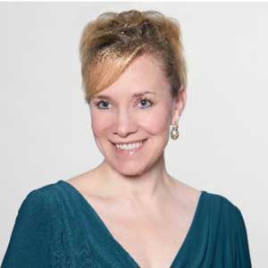 Cara O'Brien headshot